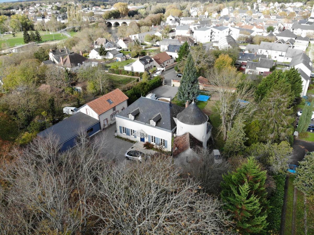 Domaine Du Moulin A Vent - Gite & Spa Saint-Florent-sur-Cher المظهر الخارجي الصورة